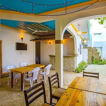 Handhuvaru Villa Boutique Hotel остров Маафуши Екстериор снимка